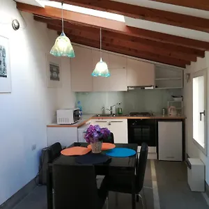 Charming House In , Venezia Italia